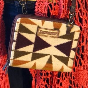 Pendleton Wallet Crossbody “Crescent Butte”